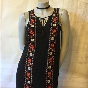 Old Navy Embroidered Dress